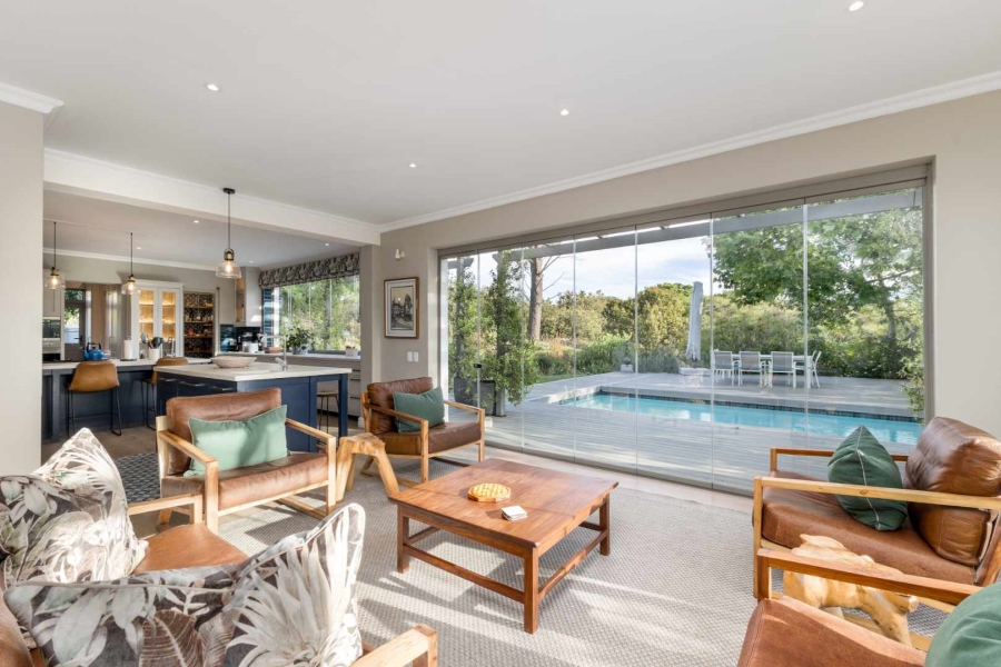 5 Bedroom Property for Sale in Val De Vie Estate Western Cape